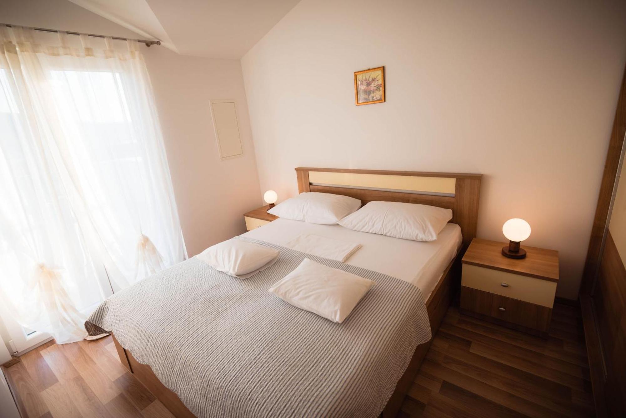 Apartmani Bare I Danica Grebaštica Exterior foto