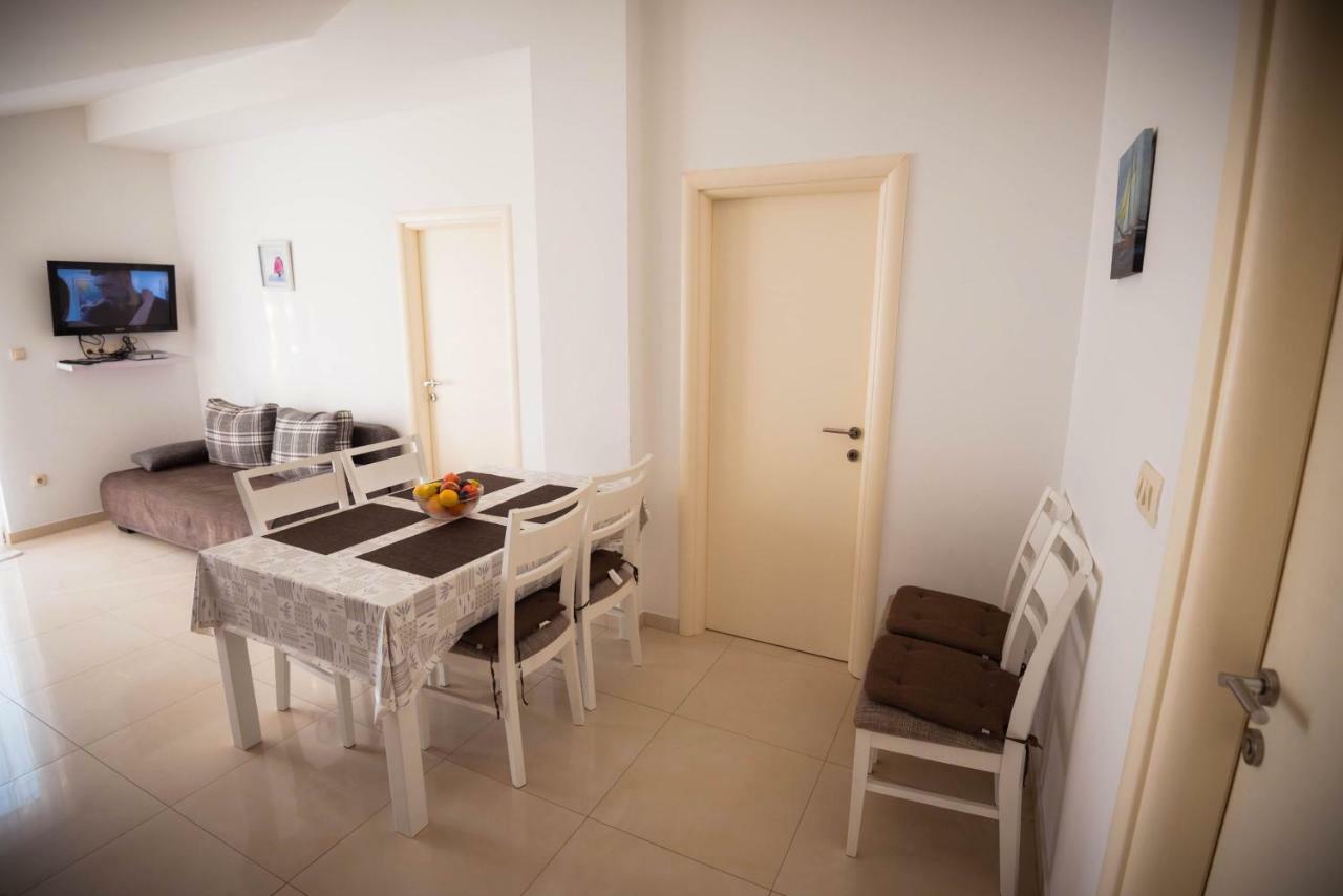 Apartmani Bare I Danica Grebaštica Exterior foto